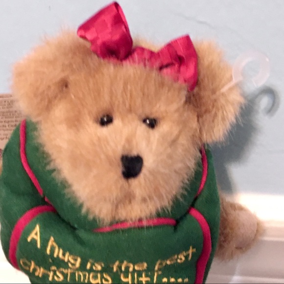 NWT Boyd’s Huggles Plush Bear Hug Christmas Gift - Picture 4 of 6